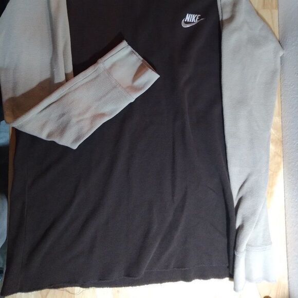 Nike Waffle Knit Thermal Shirt - Picture 2 of 6